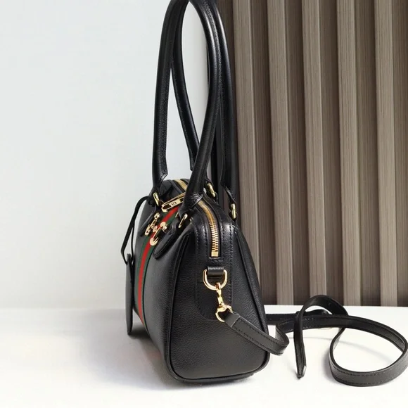 GUCCI Borsetto Boston Bag with Gold Hardware Leather Shoulder Bag - Picture 2 of 6